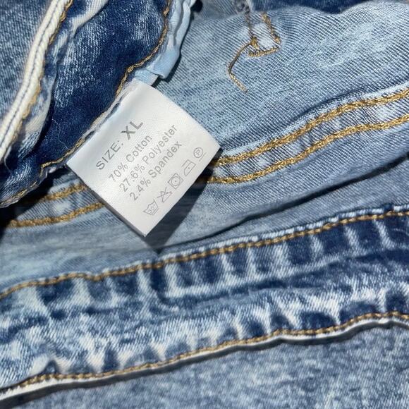 Women High Waist Denim Cargo Shorts Light Wash Frayed Hem mid Length Size L - Picture 3 of 3